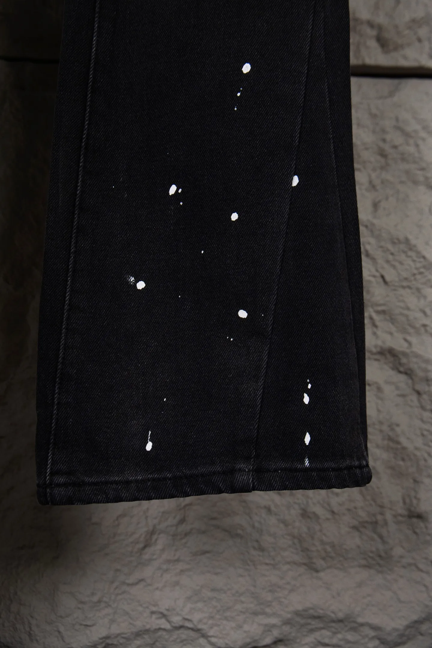 Style number: M460 P250 Top heavy industry GALLERY DEPT. Spliced ​​ink splash back logo washed retro jeans men and women high street splash ink pants micro-flared casual trousers trendy couple same style Size: 28 30 32 34 36 (corresponds to S M L XL XXL)